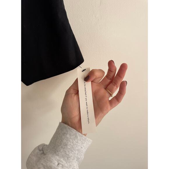 REFORMATION NWT Rory Black Vest Top Size 4 - Picture 5 of 8